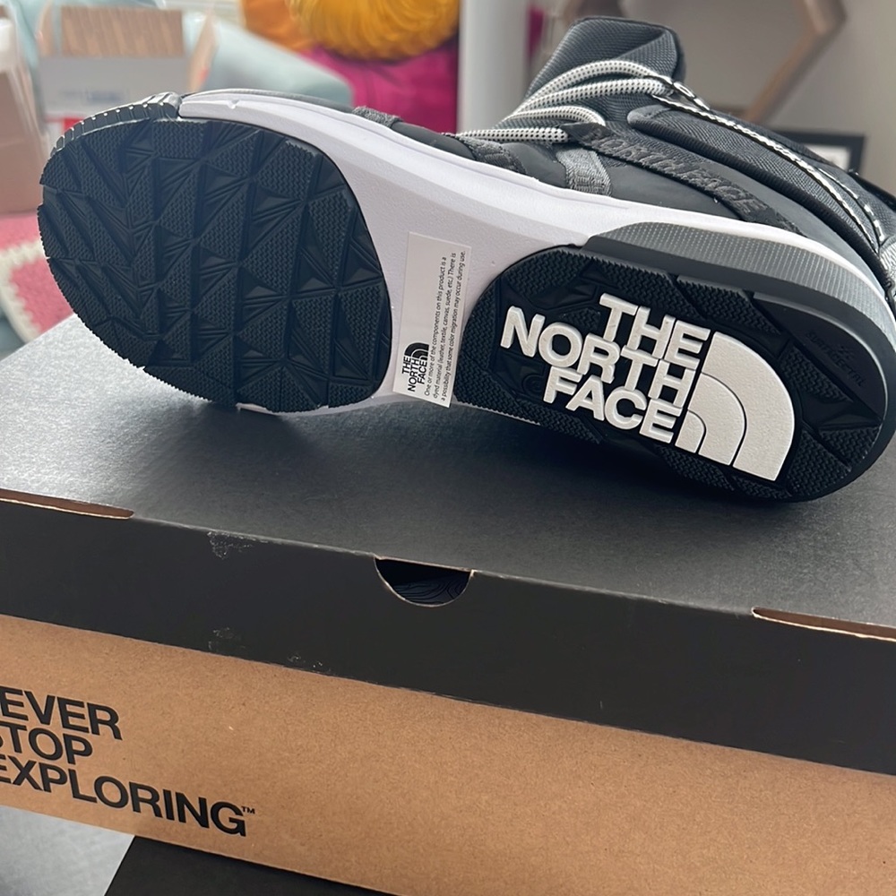 The North Face Women’s Sierra Sport Lace Up Black and White Boot - Picture 2 of 4